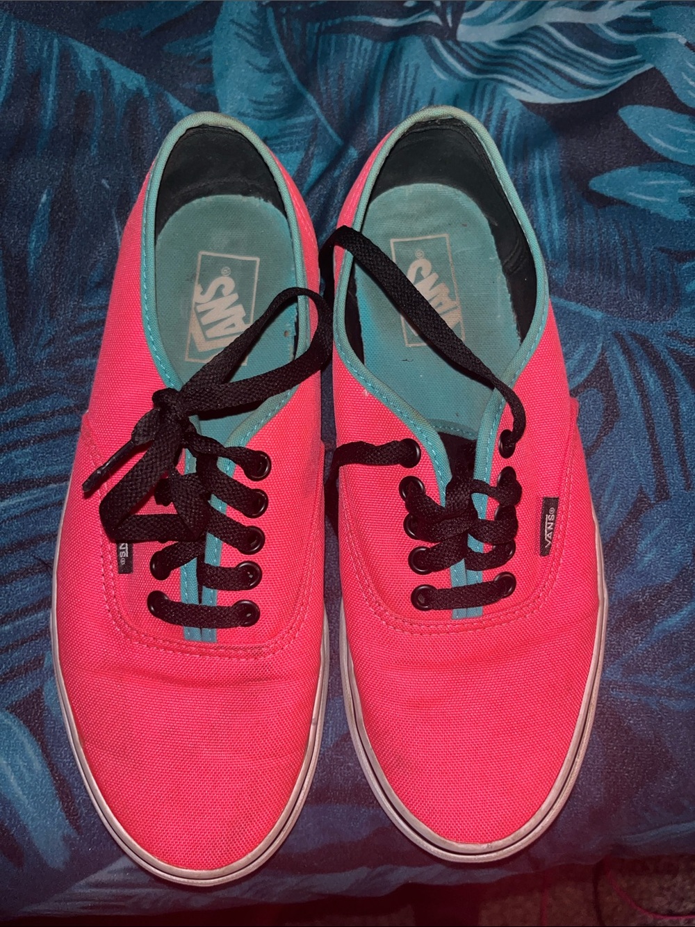 Vans Women's Hot Pink Canvas Low-Top Sneakers with Teal Trim